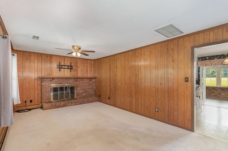 1003 Buckhorn Rd, Mebane, NC 27302
