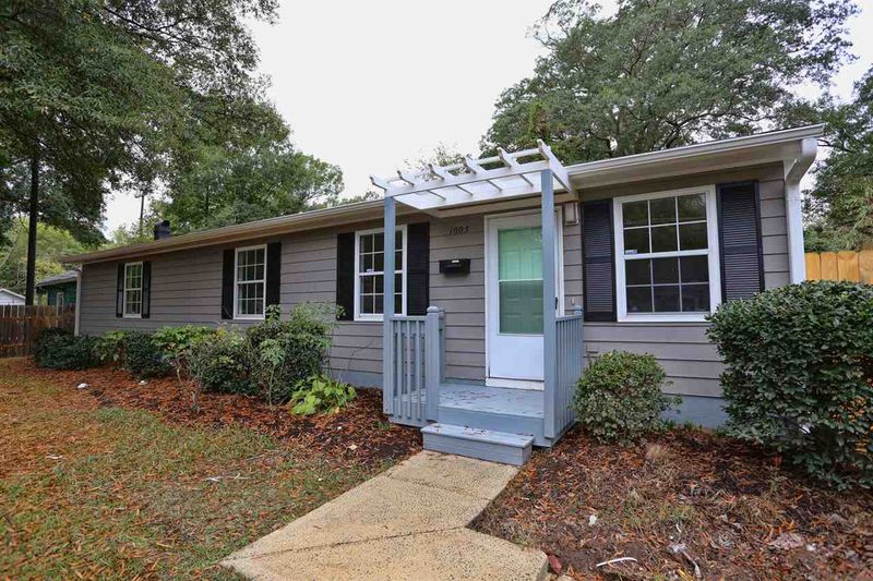 1003 Clarendon St, Durham, NC 27705