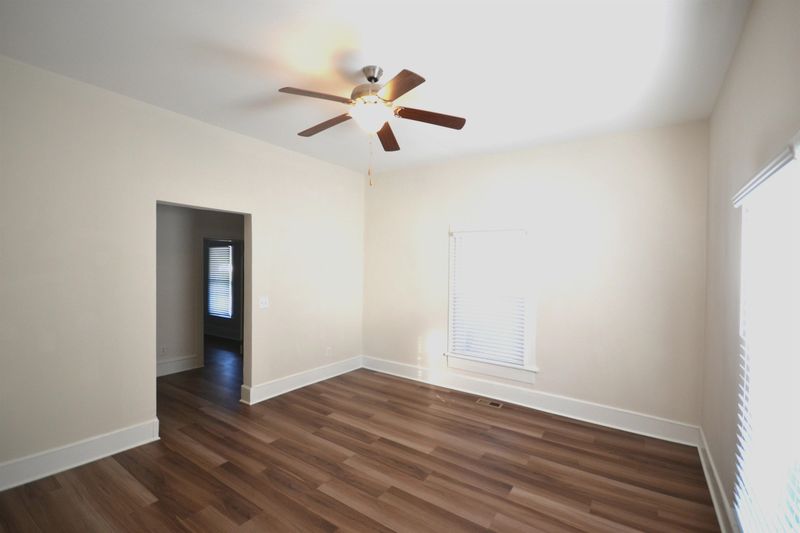 1003 Fix St, Burlington, NC 27215