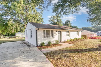 1003 Hadley Rd, Raleigh, NC 27610