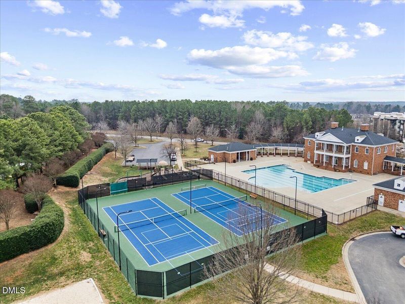 1003 Ileagnes Rd, Raleigh, NC 27603