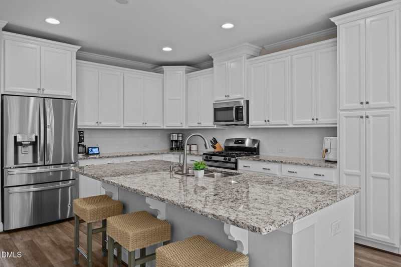 1003 Lathrop Ln, Apex, NC 27523