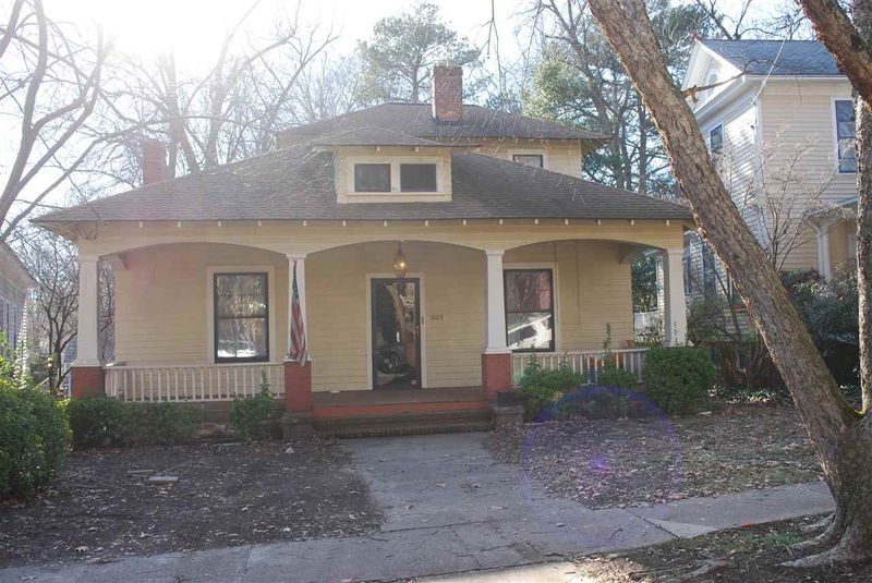 1003 W Lenoir St, Raleigh, NC 27603