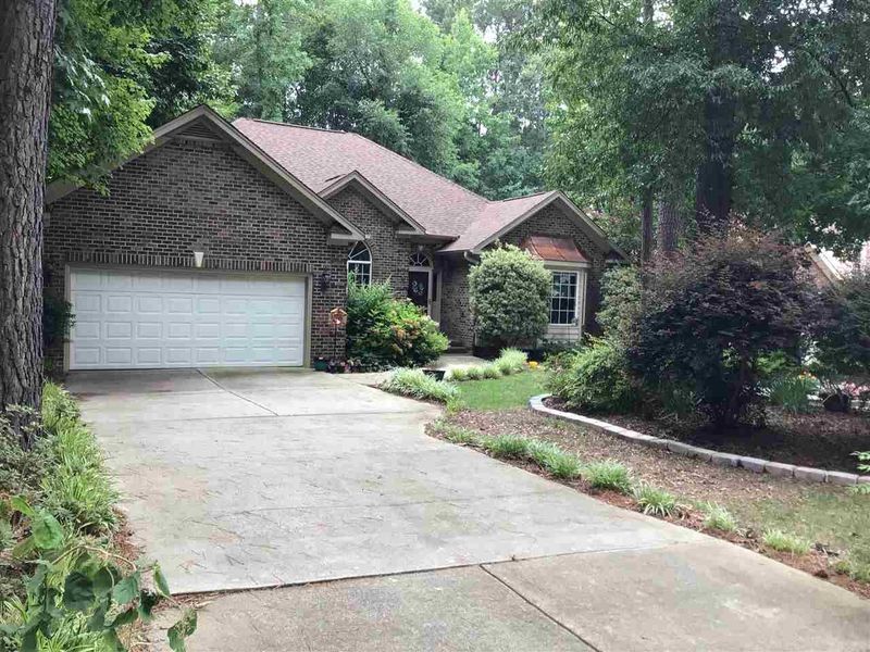 1003 Mellonsbury Dr, Apex, NC 27502