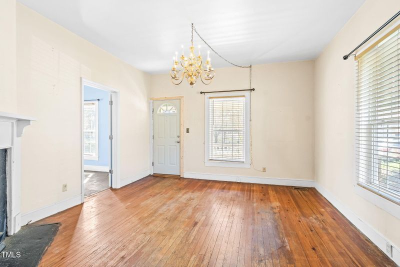 1003 Plaid St, Burlington, NC 27215