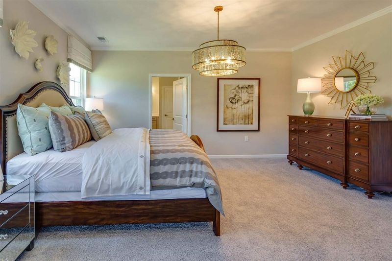 1003 Tamarisk Ln, Durham, NC 27703