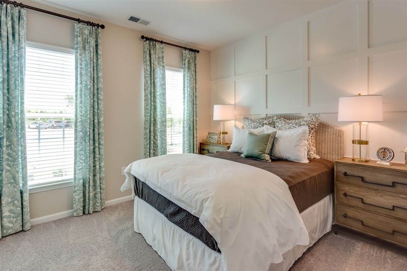 1003 Tamarisk Ln, Durham, NC 27703
