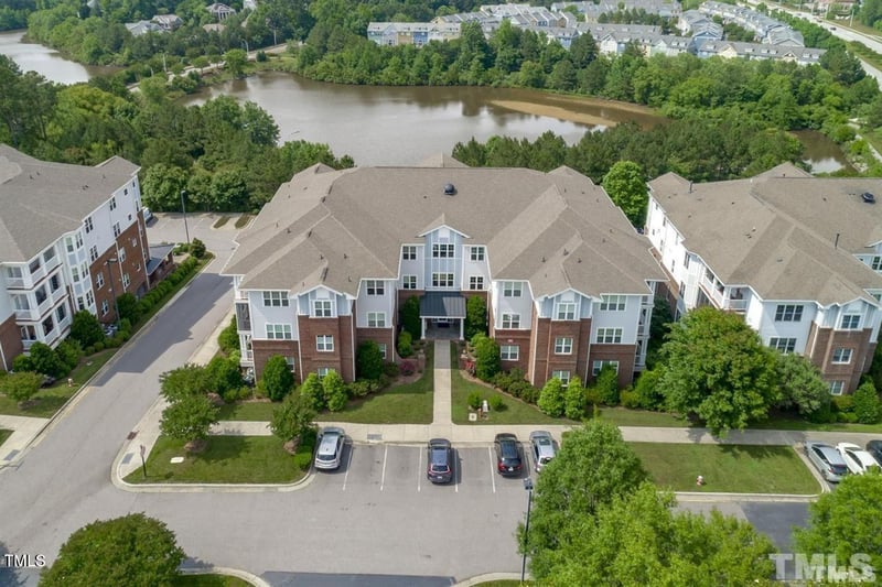 1003 Waterford Lake Dr, Cary, NC 27519