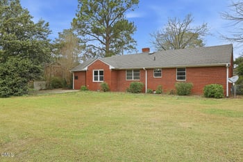 1003 Westhaven St, Dunn, NC 28334