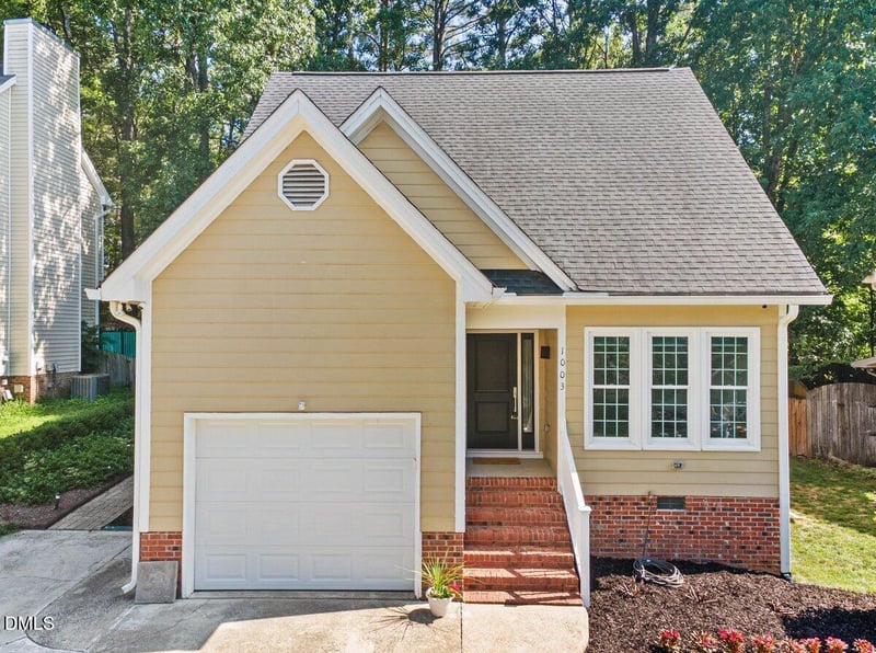 1003 Woodbriar St, Apex, NC 27502