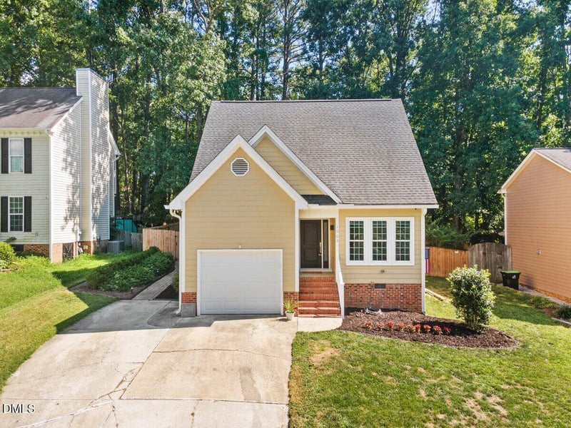 1003 Woodbriar St, Apex, NC 27502