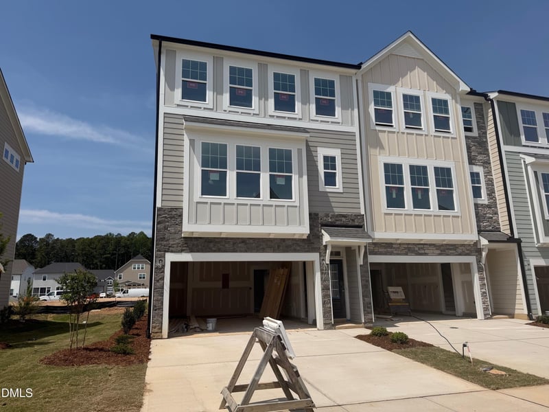 10039 Secluded Garden Dr #158, Apex, NC 27523