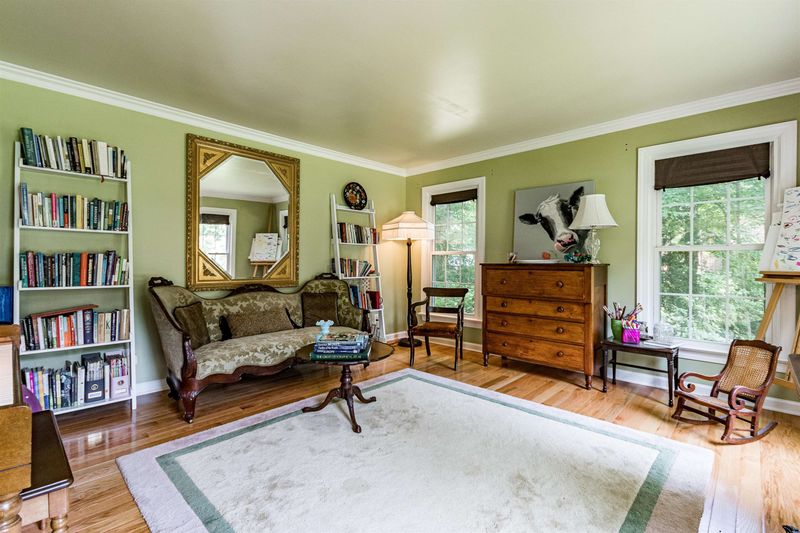 1004 Bayfield Dr, Raleigh, NC 27606