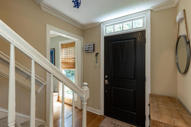 1004 E Beechmont Cir, Apex, NC 27502