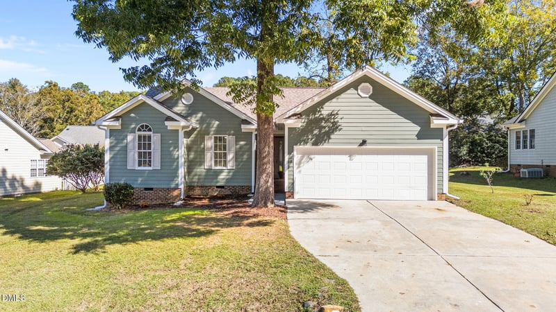 1004 Bren Village Ct, Fuquay Varina, NC 27526