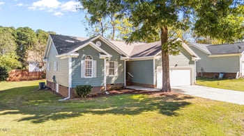 1004 Bren Village Ct, Fuquay Varina, NC 27526
