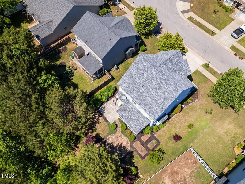 1004 Bridlemine Dr, Fuquay Varina, NC 27526