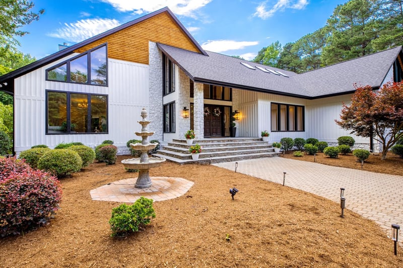1004 Buttar Ln, Raleigh, NC 27614