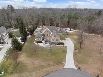 1004 Canterbury Ct, Youngsville, NC 27596