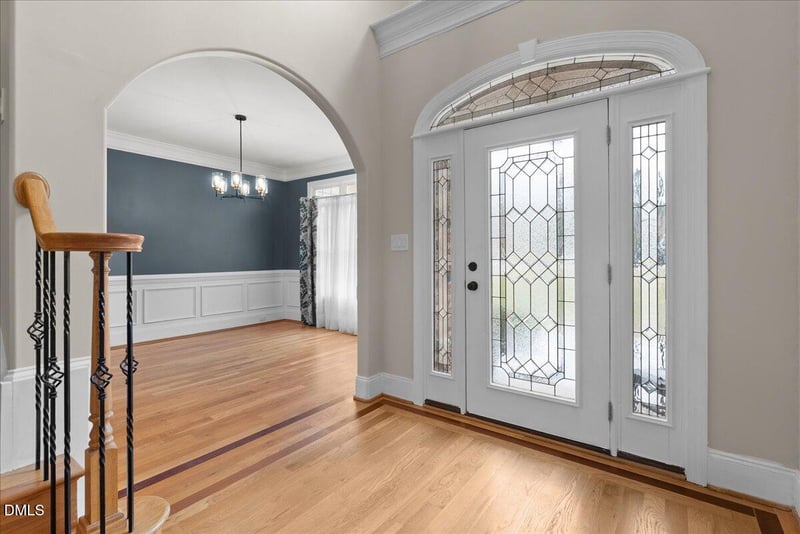 1004 Canterbury Ct, Youngsville, NC 27596