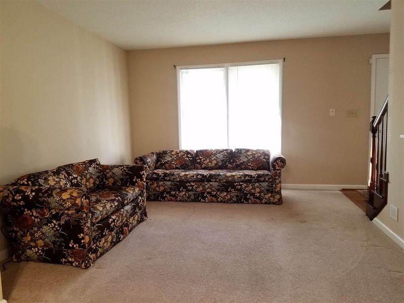 1004 Estelle Ct, Durham, NC 27704