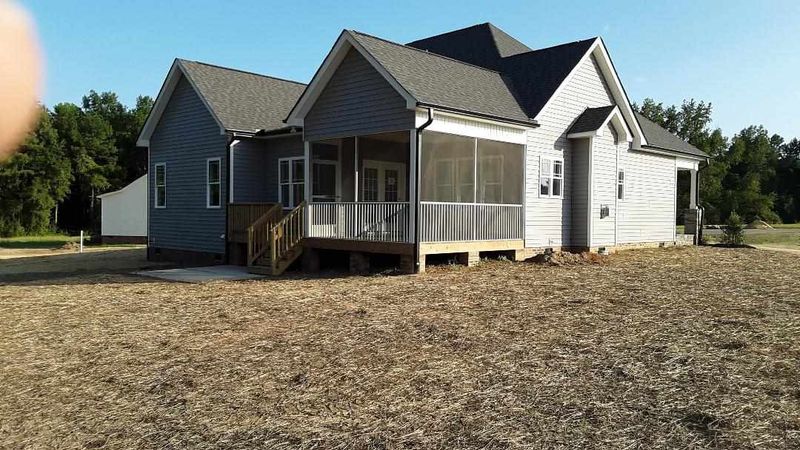 1004 Farmdale Field Ln, Willow Springs, NC 27592