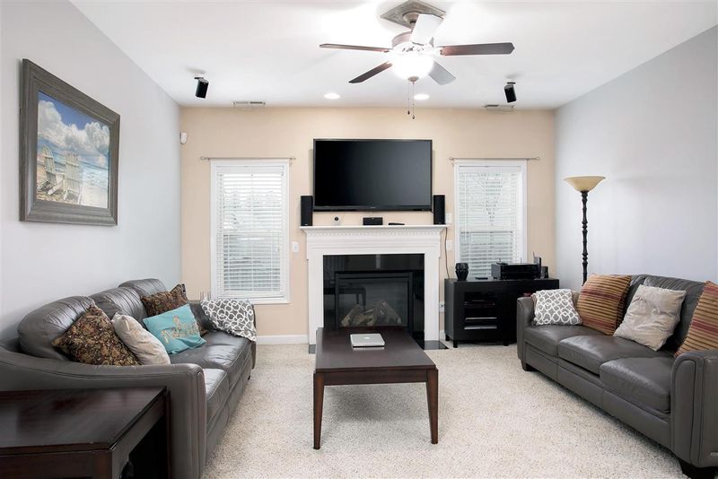 1004 Finley Point Pl, Knightdale, NC 27545