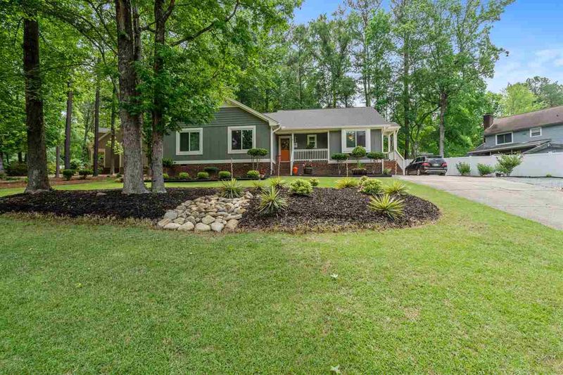 1004 Flanders St, Garner, NC 27529