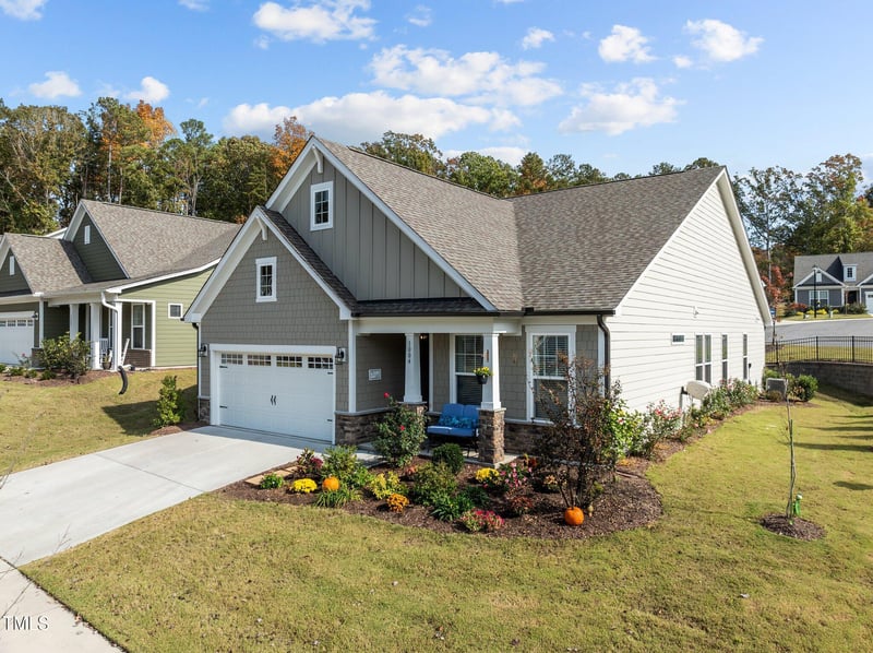 1004 Hillside Falls Dr, Wake Forest, NC 27587