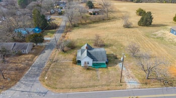 1004 King St, Hillsborough, NC 27278