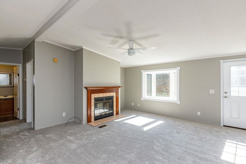 1004 Lake Shore Dr, Wendell, NC 27591