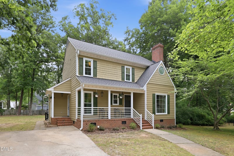 1004 Lantern Light Ct, Apex, NC 27502