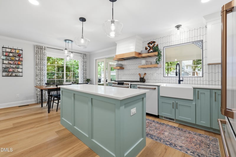 1004 Lantern Light Ct, Apex, NC 27502