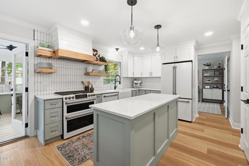 1004 Lantern Light Ct, Apex, NC 27502