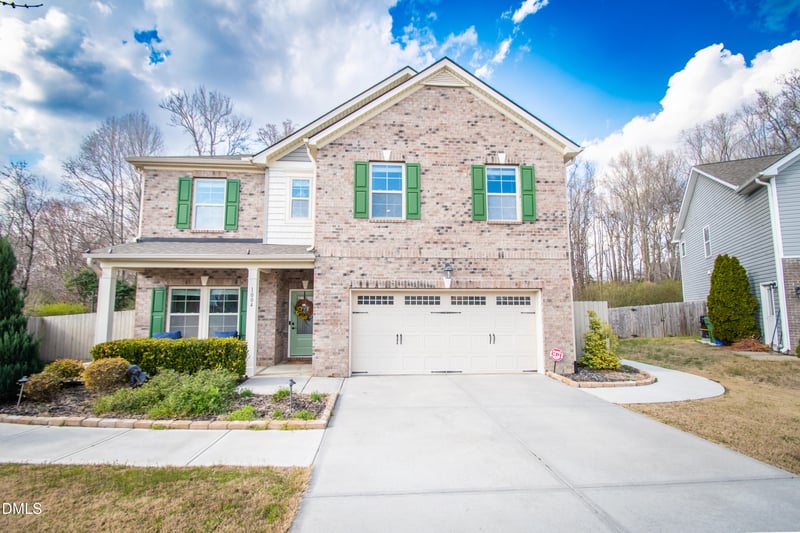 1004 Ledgemont Ct, Fuquay Varina, NC 27526