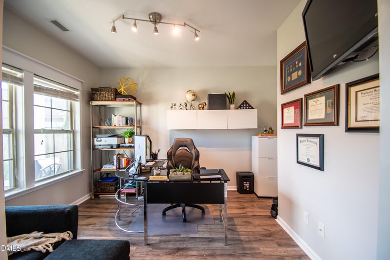 1004 Ledgemont Ct, Fuquay Varina, NC 27526