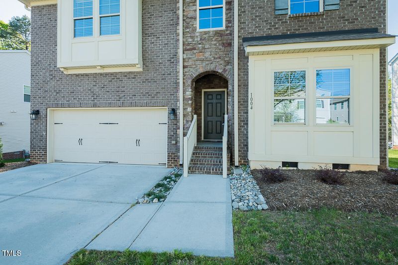 1004 Longleaf Pine Pl, Mebane, NC 27302