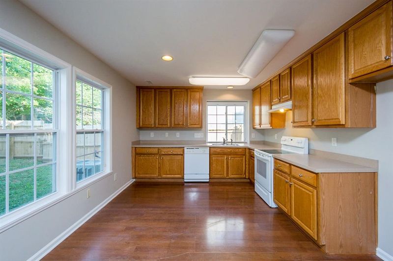 1004 Mallory Ln, Durham, NC 27713