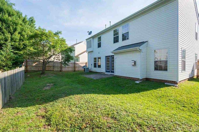 1004 Mallory Ln, Durham, NC 27713