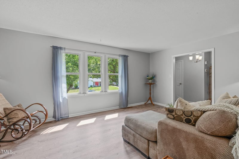 1004 Plateau Ln, Raleigh, NC 27615