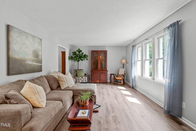 1004 Plateau Ln, Raleigh, NC 27615