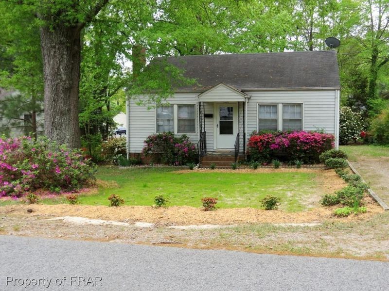 1004 Ray Ave, Sanford, NC 27330