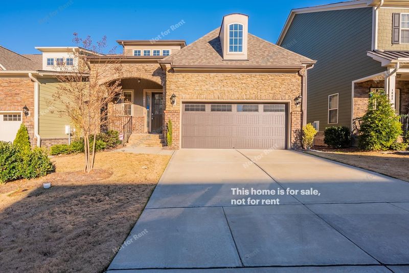 1004 Regency Cottage Pl, Cary, NC 27518
