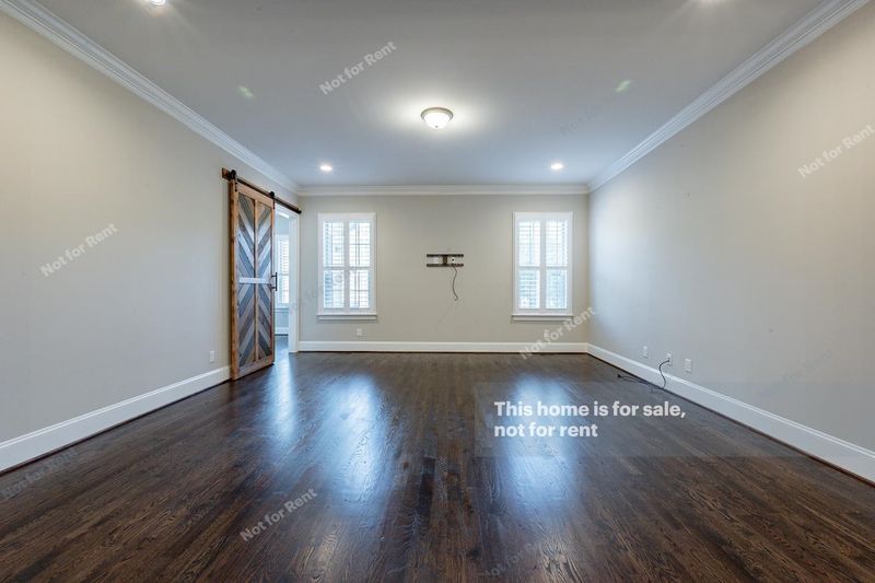 1004 Regency Cottage Pl, Cary, NC 27518