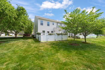 1004 Renewal Pl, Raleigh, NC 27603