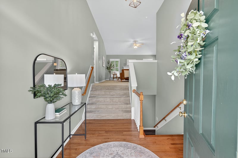 1004 Scotsburg Trl, Hillsborough, NC 27278