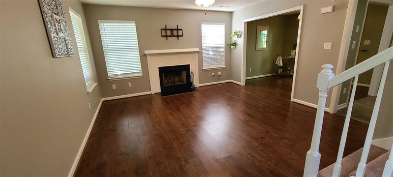 1004 Sheetbend Ln, Raleigh, NC 27606
