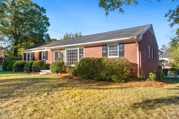 1004 Sherwood Dr, Burlington, NC 27215
