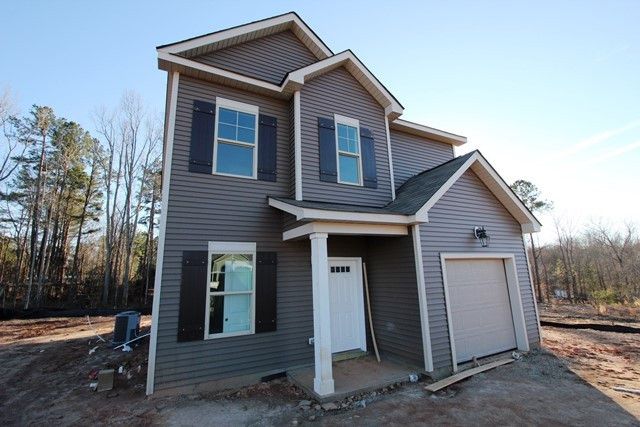 1004 Silver Farm Rd, Raleigh, NC 27603