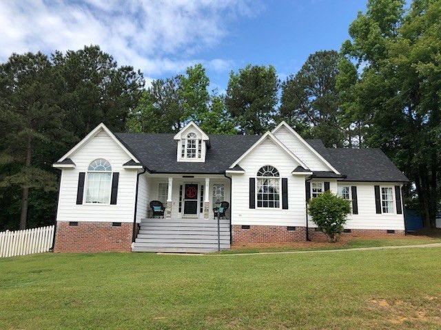 1004 Stonewater Dr, Raleigh, NC 27603